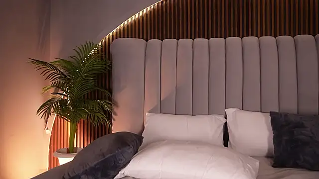 KatlynRous's cam snapshot