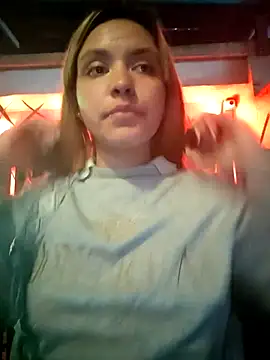 celeste_83's cam snapshot