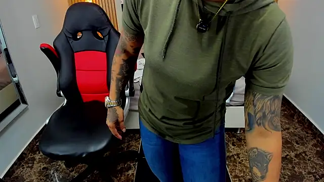 KAROLLJONES1's cam snapshot