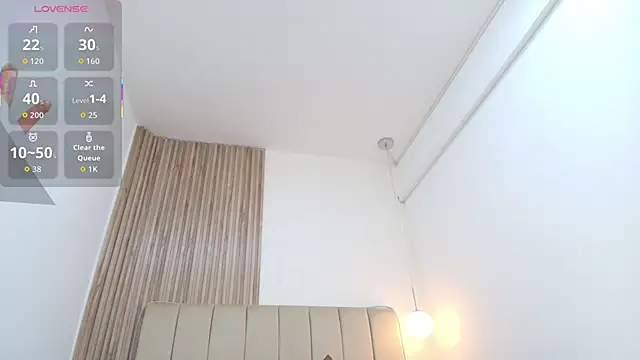 Alisson_Owen's cam snapshot