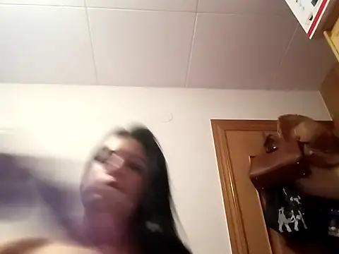 Morena_ojazos_travieza-39's cam snapshot