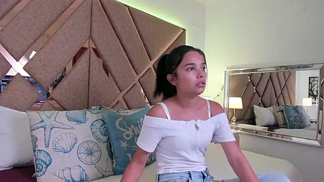 BelhaLawuo's cam snapshot