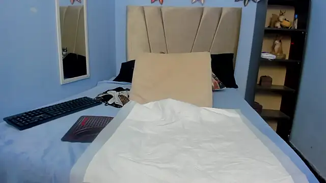 Alice_sexy26's cam snapshot