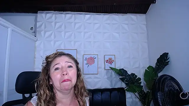 Valentinaa_mature's cam snapshot