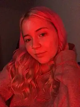 Blondie_Sofia_Essexbabe's cam snapshot