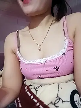 LucyyLy's cam snapshot