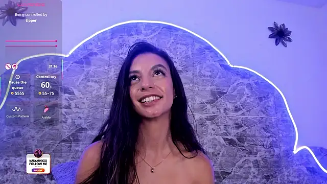 MaryAnneeXOO's cam snapshot