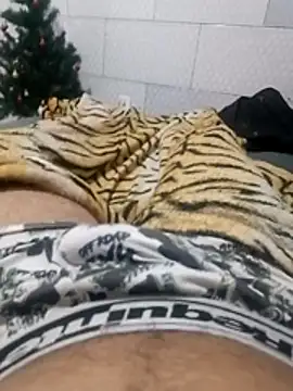 jayhzin's cam snapshot