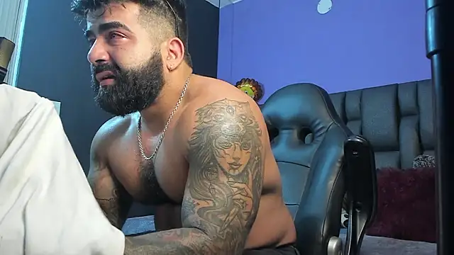 Lyon_vach live sex cam