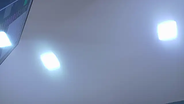 RiriiBrunette__'s cam snapshot