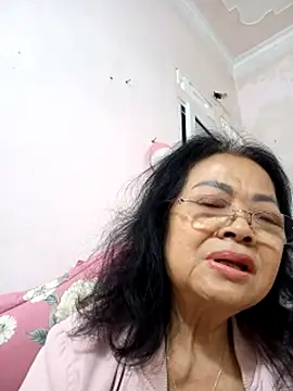 Hotestlove live sex cam