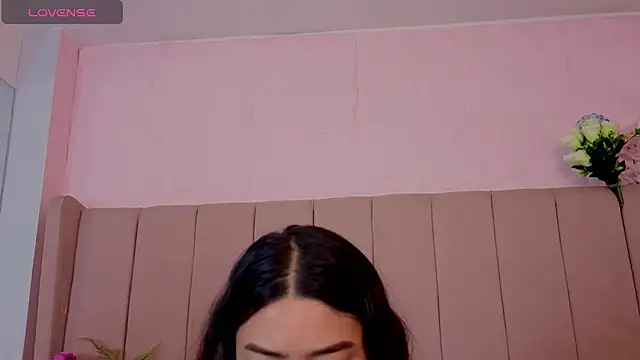 MollyBigBoobs12's cam snapshot