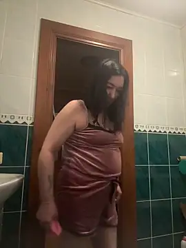 Naughtbaby_2025's cam snapshot