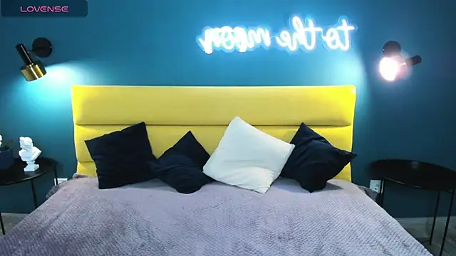 RuthBryant's cam snapshot