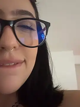 HinaSweet live sex cam