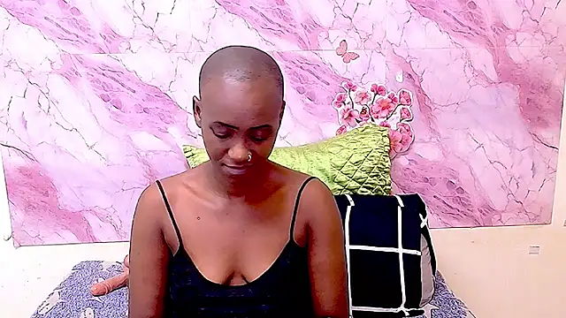 EbonyOlive69 live sex cam