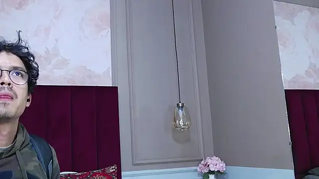 GiaTegel's cam snapshot