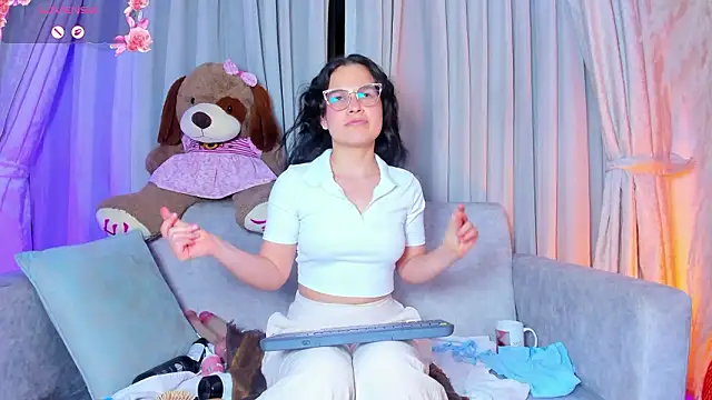 alejagarcia_'s cam snapshot