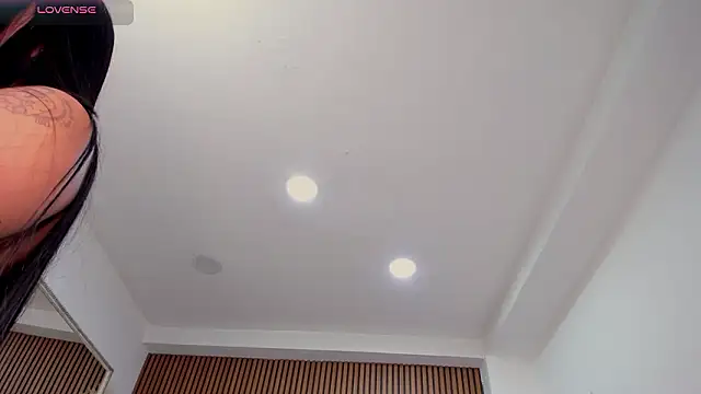 SelenaStonne's cam snapshot