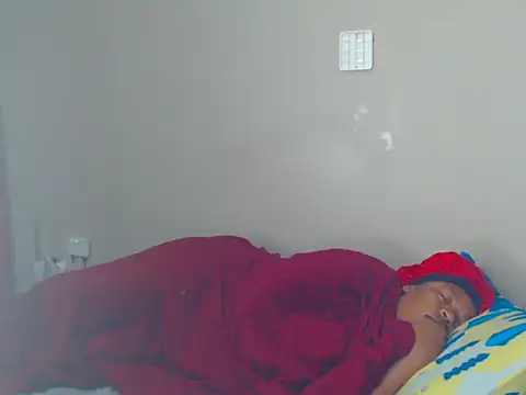 SexyLips86's cam snapshot