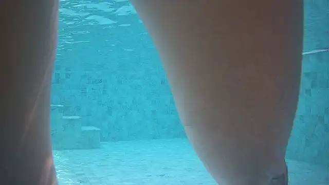 LIttle_Rina_ live sex cam