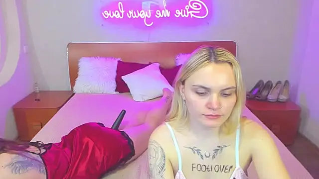 MagicEyess's cam snapshot