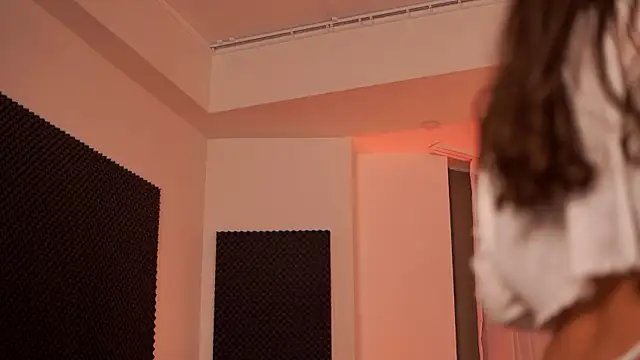 KyssaraPlay's cam snapshot