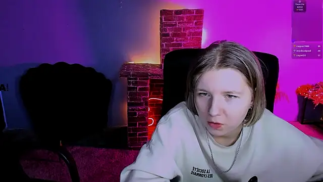 gloria_bubble's cam snapshot