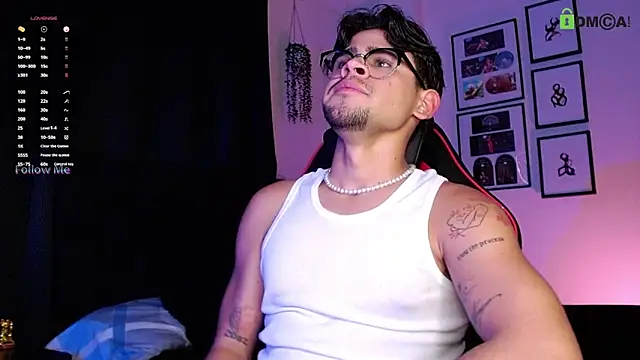 isaac_saenzs's cam snapshot