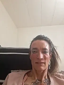 MaitressePomme3's cam snapshot