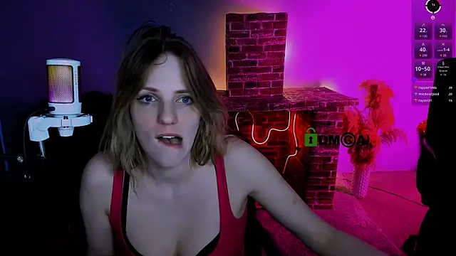 gloria_bubble's cam snapshot