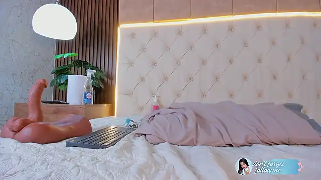 Camiila_rosse's cam snapshot