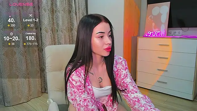 _dkny_'s cam snapshot