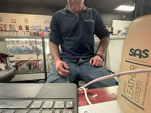 RawRyder8's cam snapshot