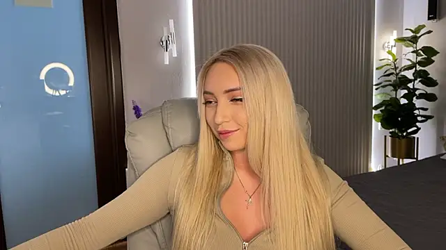 OhMyEmma's cam snapshot