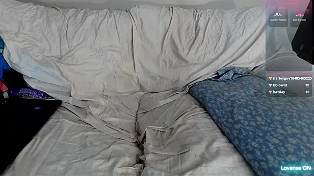 EmoDream1998's cam snapshot