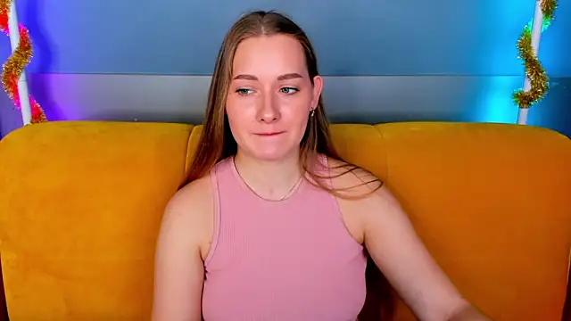 AlinaVice's cam snapshot