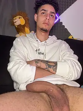 bigryann23 live sex cam