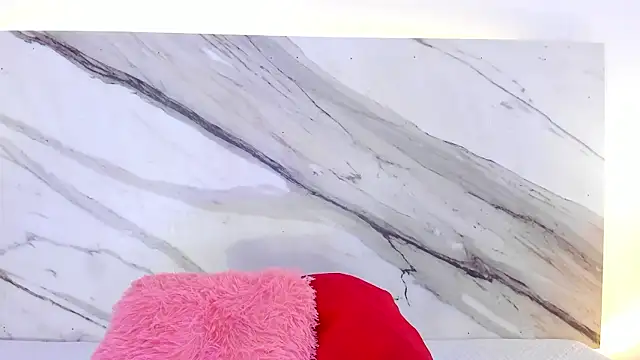 thamiina_'s cam snapshot