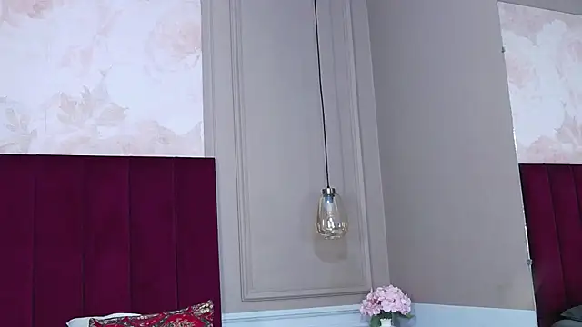 GiaTegel's cam snapshot