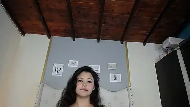 Dante_Ferrara2025's cam snapshot