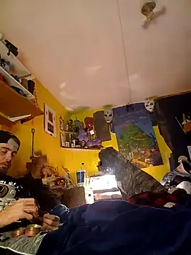 AutumnLights420's cam snapshot