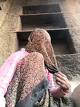 Hot_raaani's cam snapshot