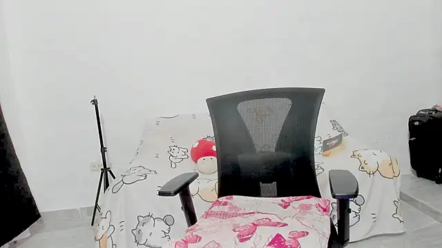 Naoko_7w7's cam snapshot