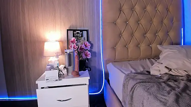 Maddyluxe's cam snapshot