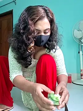 Bristy-'s cam snapshot