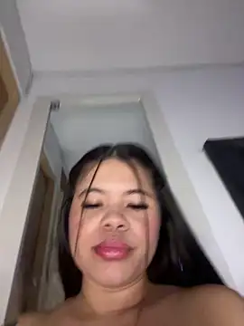 ivanaa_'s cam snapshot