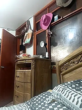 SeductionSilera's cam snapshot