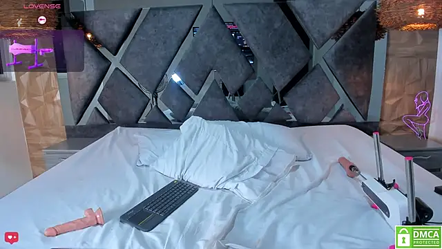 Selene__Lopez_'s cam snapshot