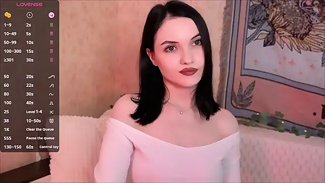 AdelinaRoss's cam snapshot